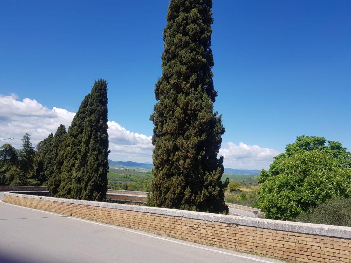 Dimora In Francigena Hotel San Quirico dʼOrcia Buitenkant foto