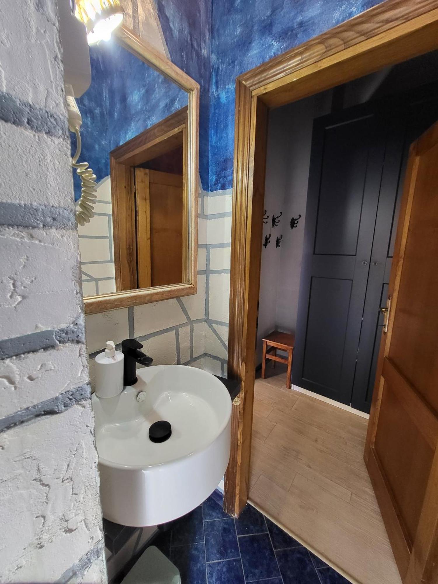 Dimora In Francigena Hotel San Quirico dʼOrcia Buitenkant foto